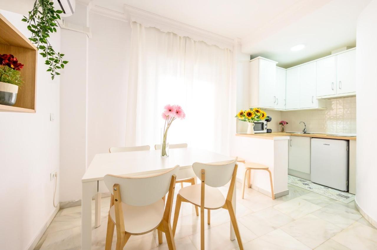 Apartment 2 Minutes To The Sea -cano 2 Bedroom By 10tosea Fuengirola